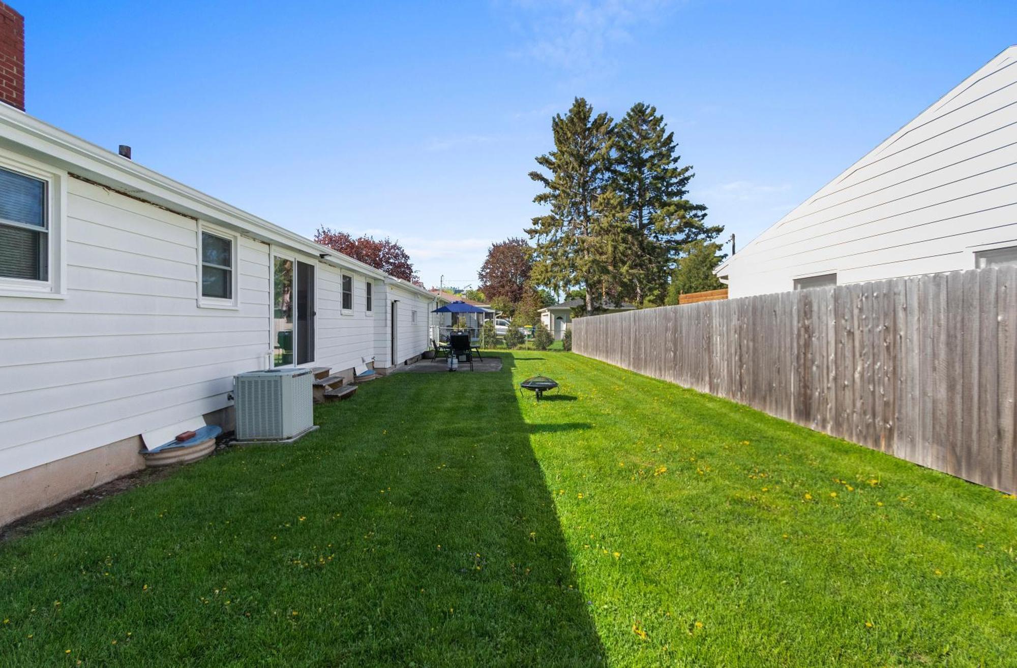 The Lemon House Apartment Green Bay Exterior photo